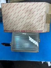 Load image into Gallery viewer, #11R 928 Right / Passengers Position Light