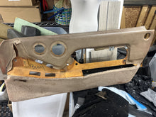 Load image into Gallery viewer, #6 928 Passengers / Right Door Panel 6R
