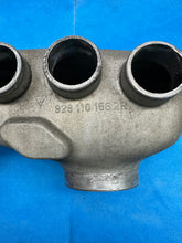 Load image into Gallery viewer, #14 928 Intake Manifold Plenum CIS
