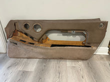 Load image into Gallery viewer, #6 928 Passengers / Right Door Panel 6R
