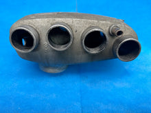 Load image into Gallery viewer, #14 928 Intake Manifold Plenum CIS
