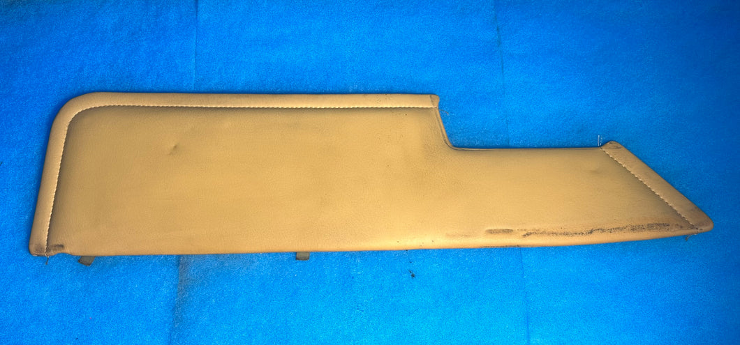 #15-2L 928 Door Panel Insert Driver (Dark Tan)