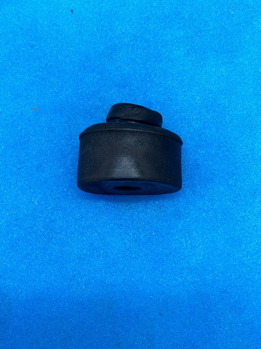 #14 928 Radiator Support Rubber Mount