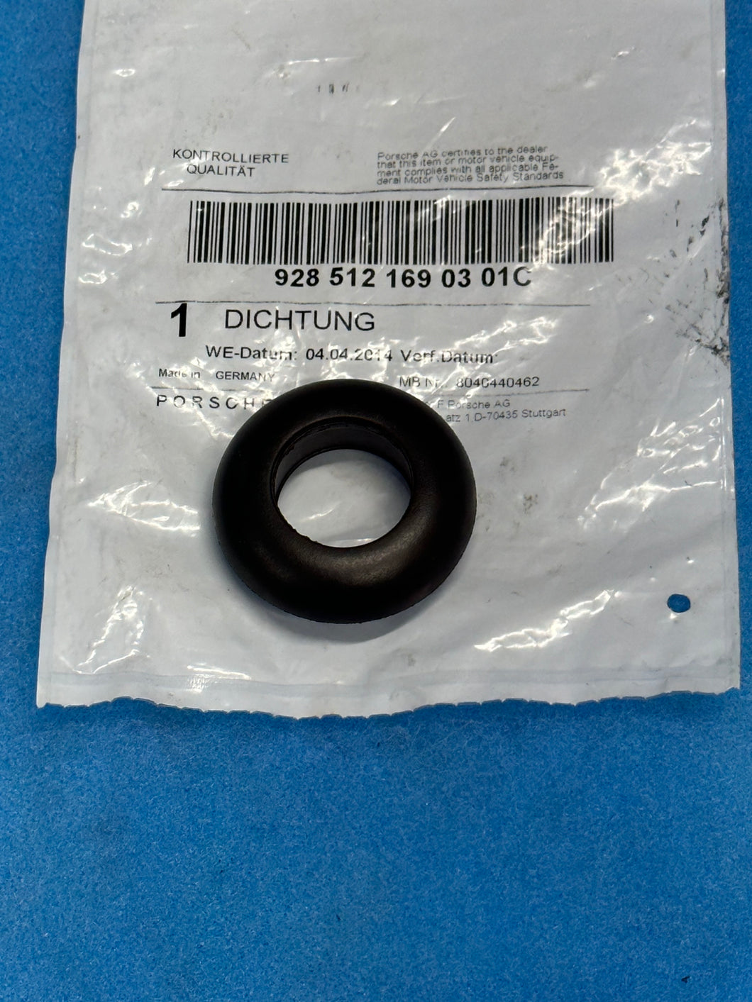 #10 928 Rear Hatch Lock Cylinder Grommet