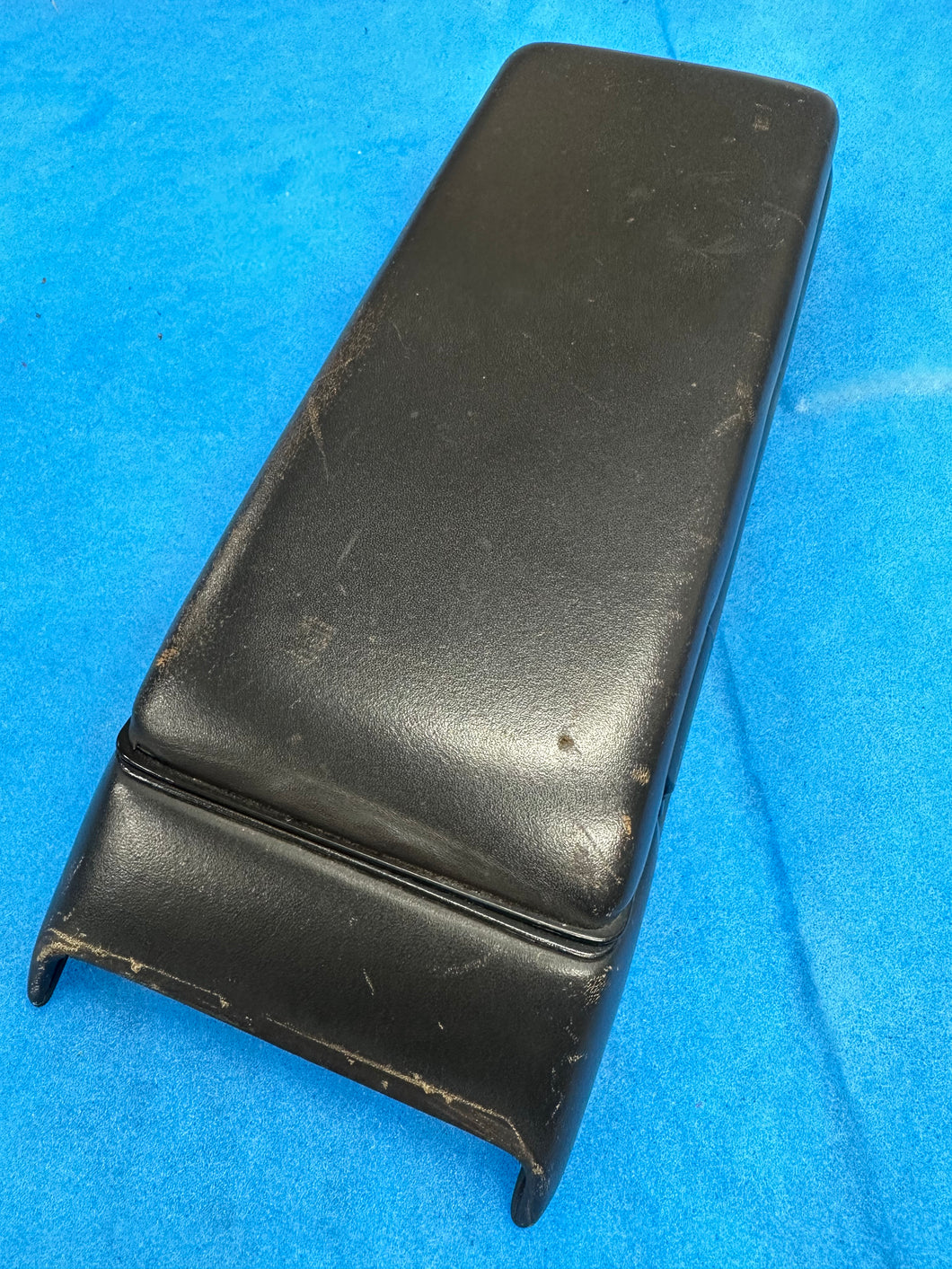 #23-4 928 Front Armrest (Brown Leather)