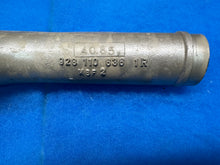 Load image into Gallery viewer, #4 928 32V 5.0L U.S. Intake Runner Cylinder #3 &amp; #7
