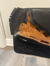 Load image into Gallery viewer, #6 928 Passengers / Right door Panel 4R
