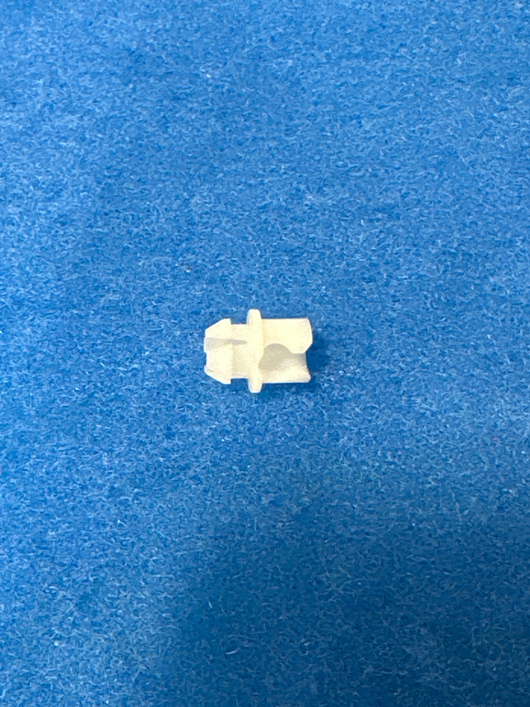 #7 928 Door Lock Rod Clip