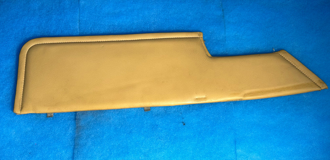 #15-1L 928 Door Panel Insert Drivers (Dark Tan)