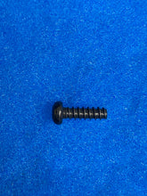 Load image into Gallery viewer, #33 Porsche 928 Oval Head Screw 4X13
