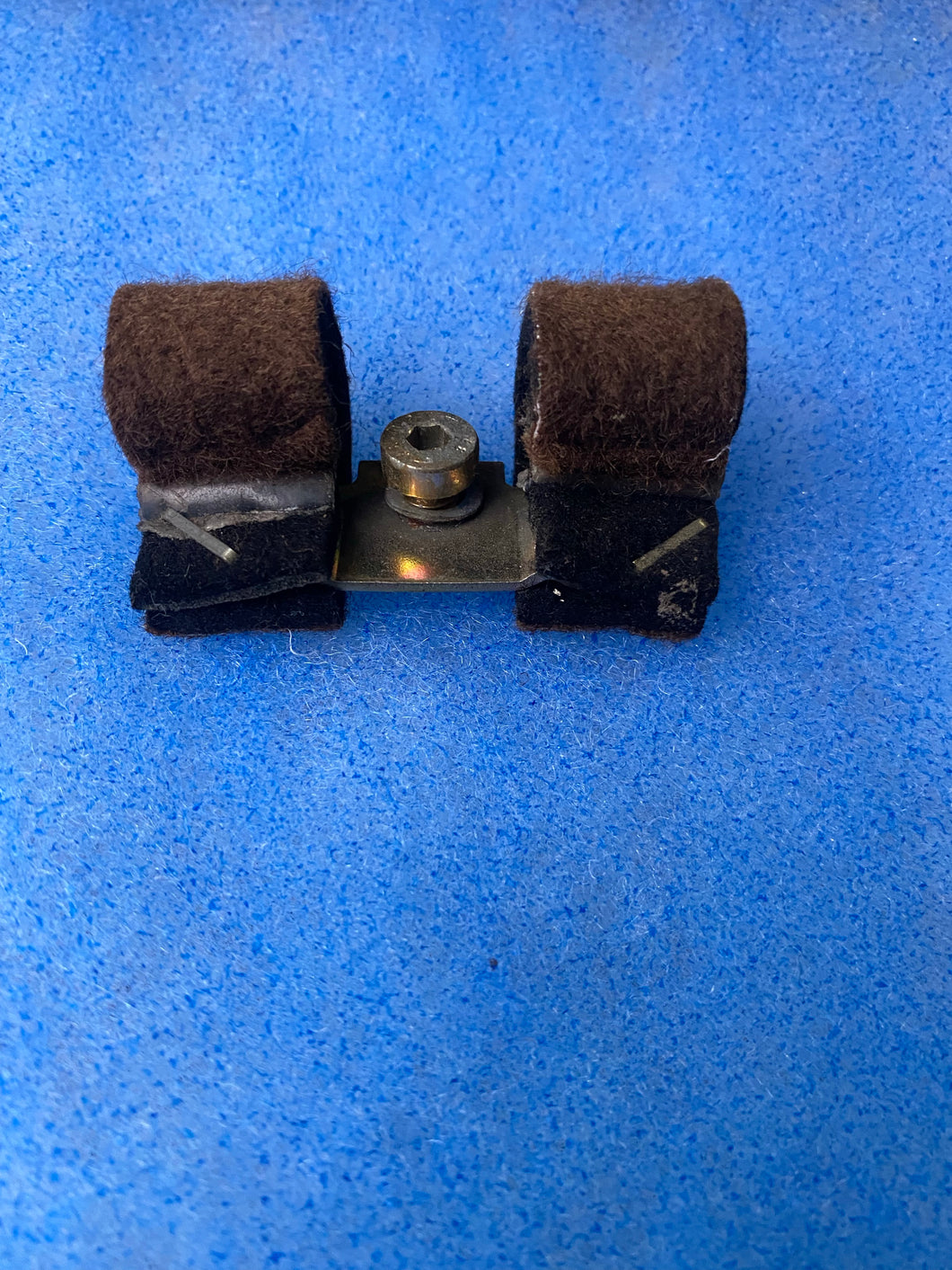 Porsche 928 window glass stop 928.537.085.03
